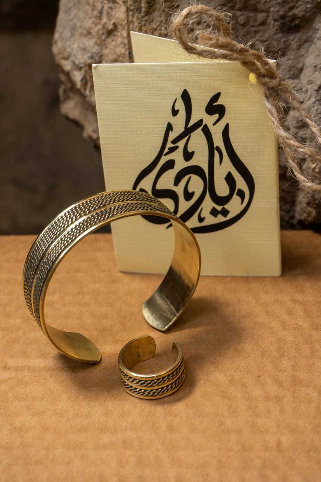 Jewelry & Accessories - Image 5